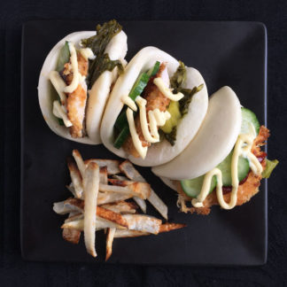Chicken Bao Buns with Togaroshi-Glazed Vegetables