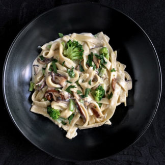 Fettuccine Alfredo with Broccoli and Mushrooms