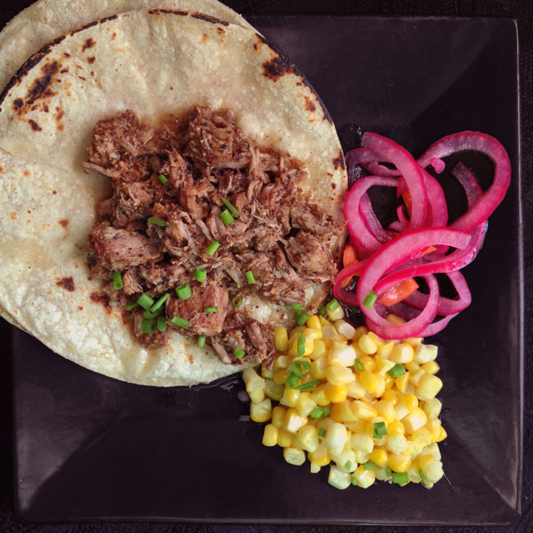 Puerco Pibil con Escabeche de Cebolla