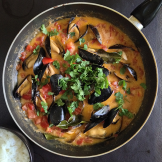 Thai Red Curry with Mussels (Copy)